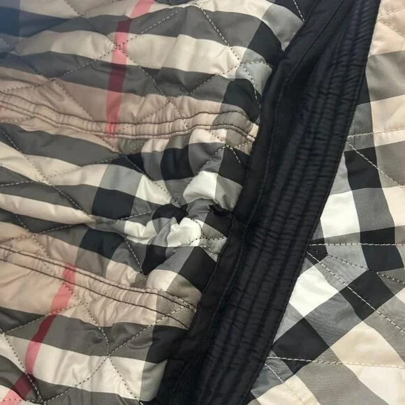 Burberry London Finsbridge Belted Quilted hooded Jacket Sz M EXCELLENT CONDITION - Picture 9 of 16